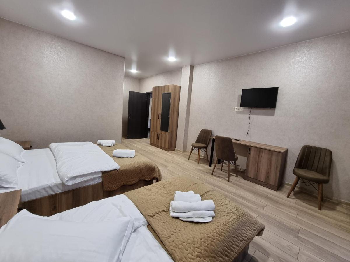 Hotel Sweet Night Kazbegi Kültér fotó