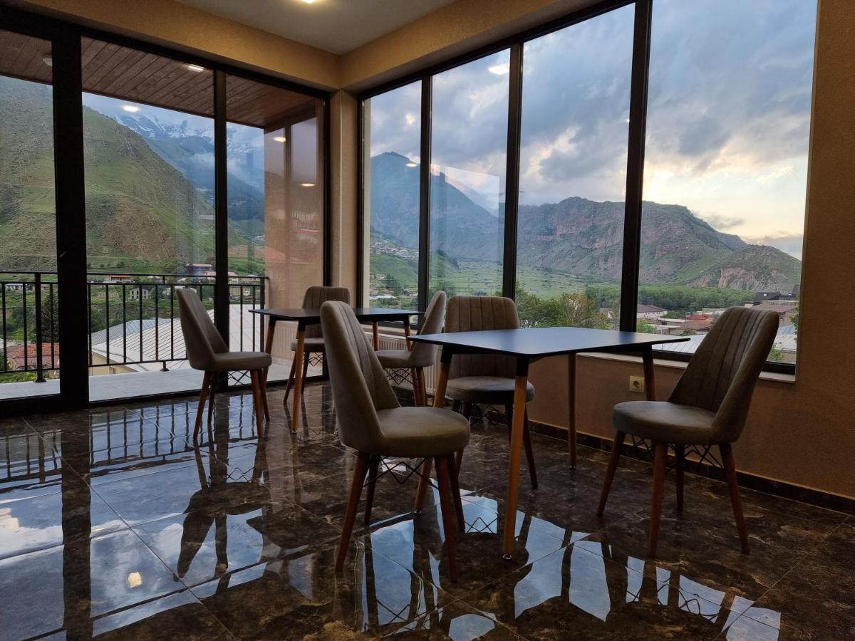 Hotel Sweet Night Kazbegi Kültér fotó