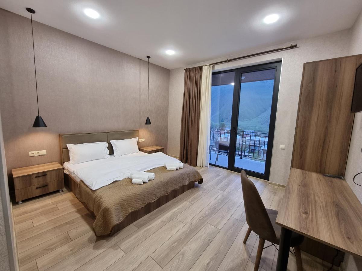 Hotel Sweet Night Kazbegi Kültér fotó