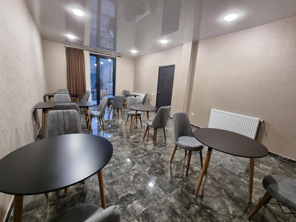 Hotel Sweet Night Kazbegi Kültér fotó