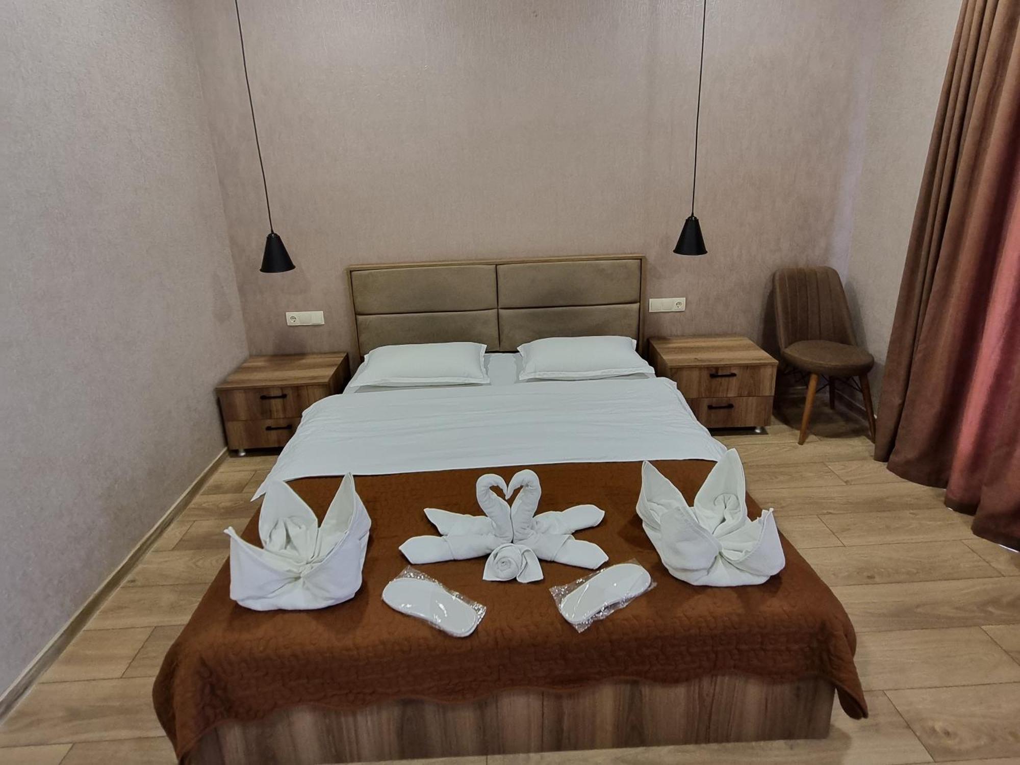 Hotel Sweet Night Kazbegi Kültér fotó