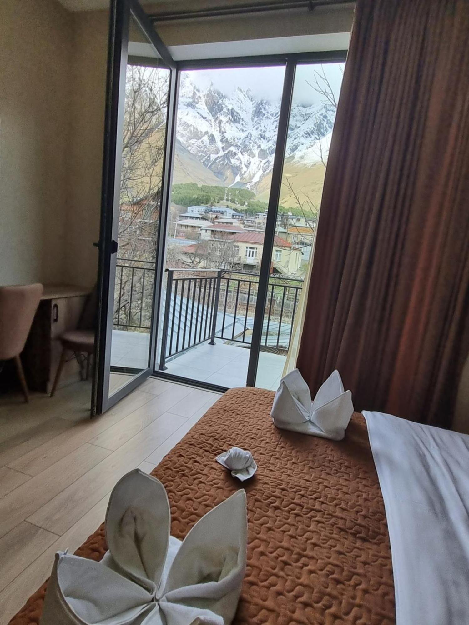 Hotel Sweet Night Kazbegi Szoba fotó