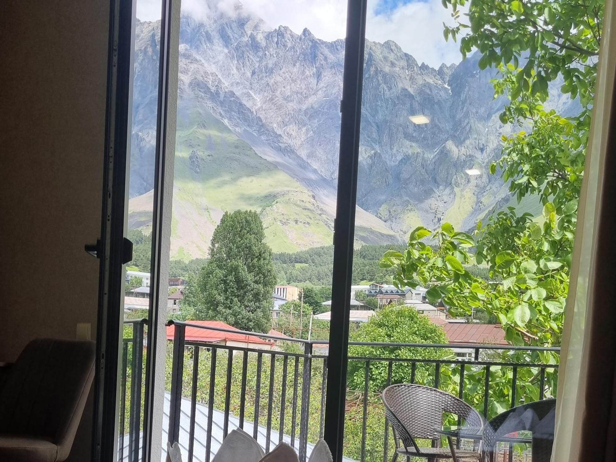 Hotel Sweet Night Kazbegi Szoba fotó